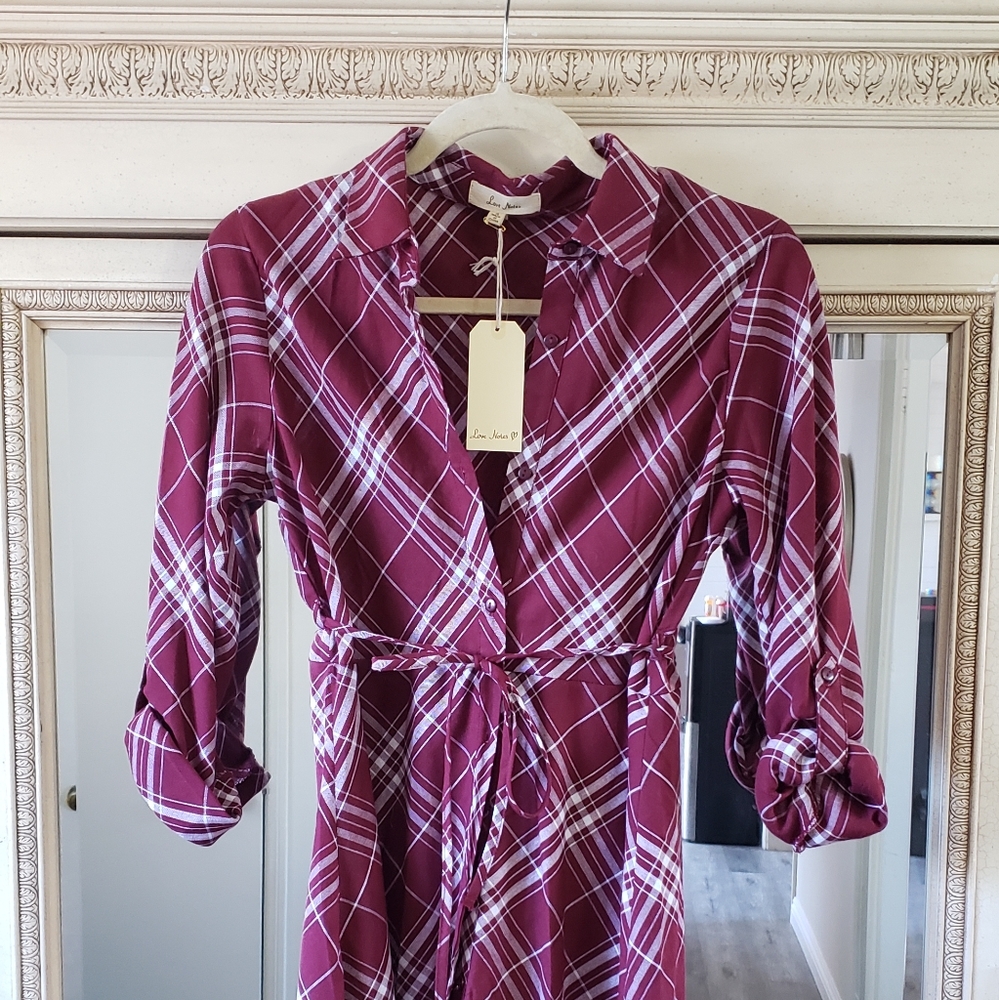 NWT-High-low button down dress